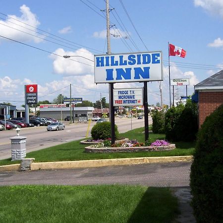 Hillside Inn Pembroke Exterior foto